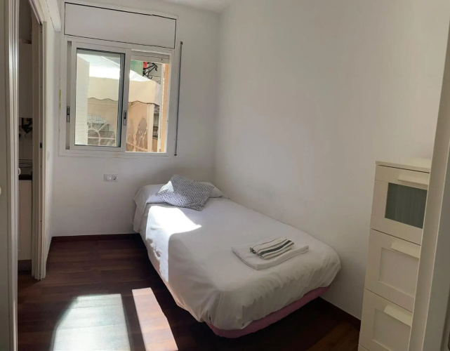 Apartamento con gran terraza cerca de la playa