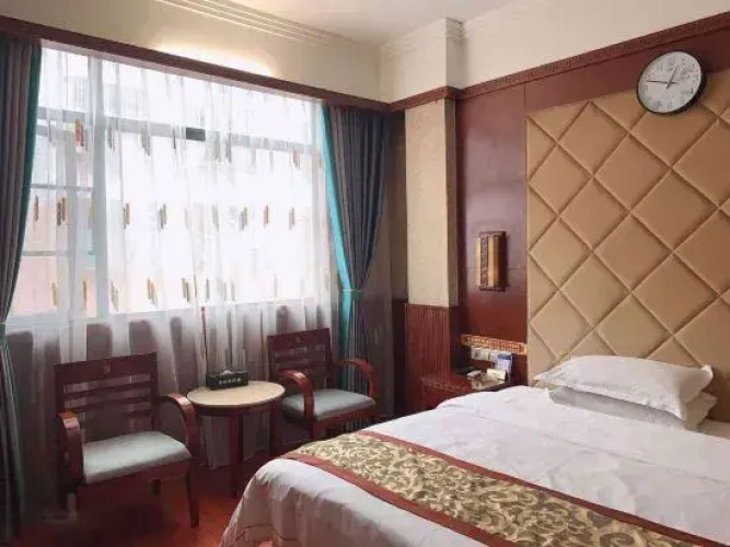 Xinning Xiangshan Lake Hotel(新宁香杉湖宾馆)