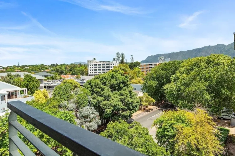 2 Bedrooms Apartment with balcony