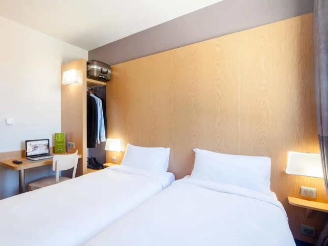 Twin room