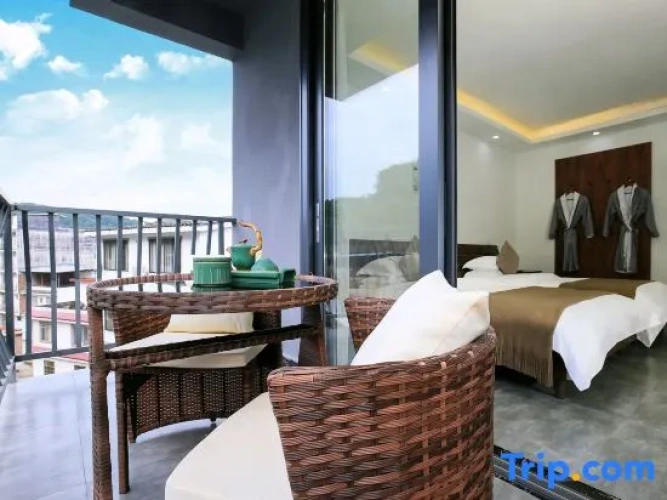Standard Twin room with balcony and with sunset view
