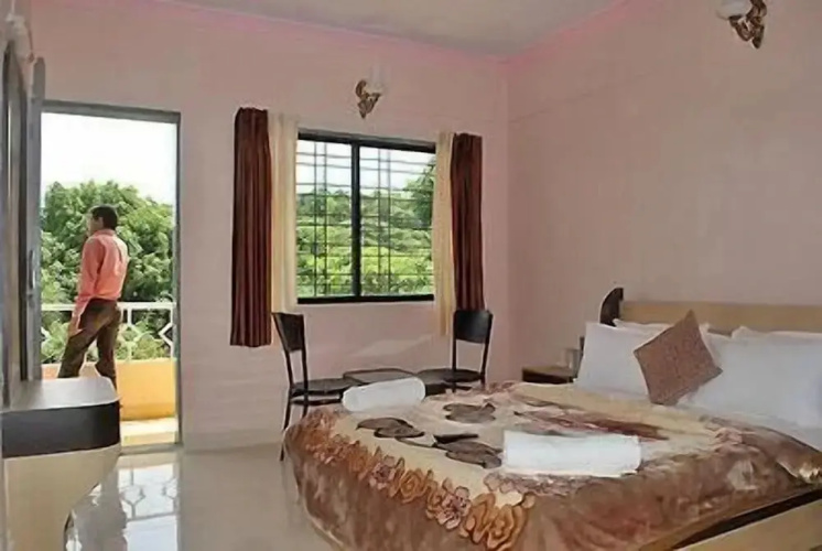 Krishna Continental Hotel