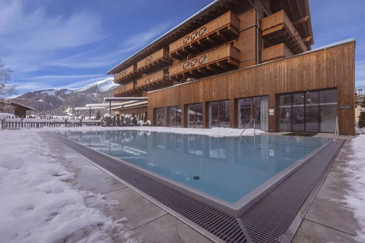 Inviting Chalet With Pool in Tyrol