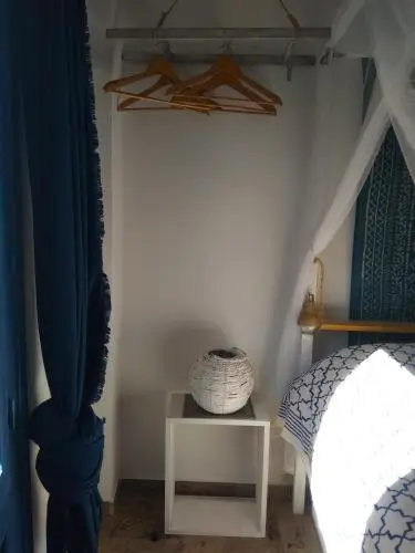 Chez Cécile Home