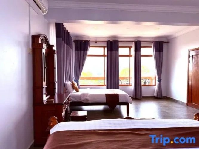 Deluxe Family Suite