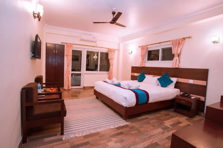 Hotel Spring