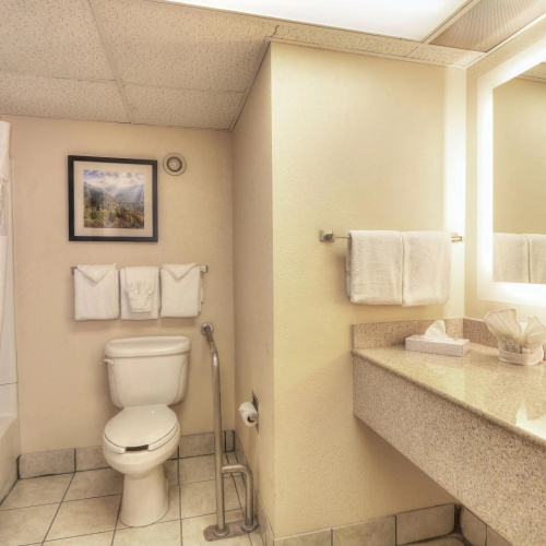 Edgewater Hotel photo 10