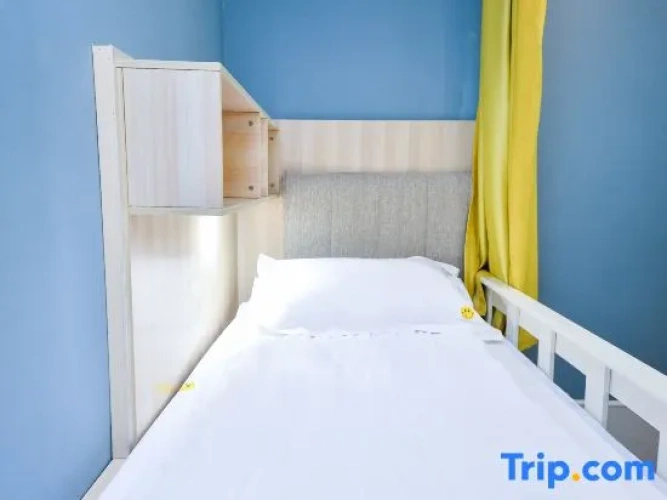 Bed in Dorm (female dorm)