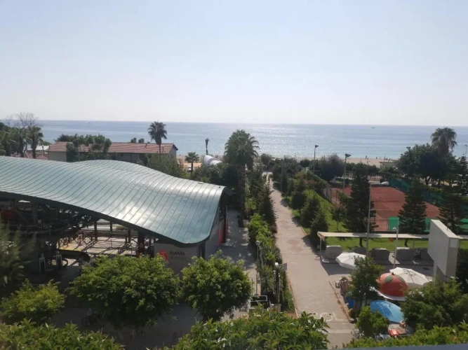 Apartment with sea view