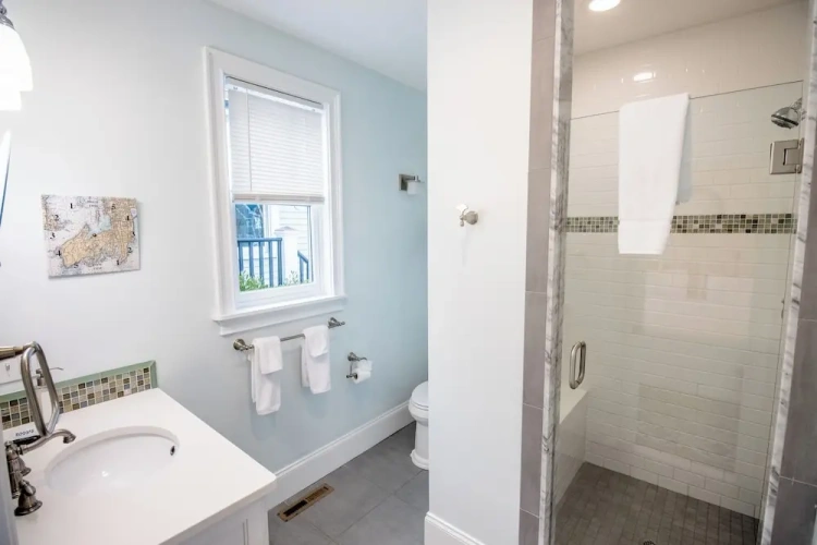 2 Bedrooms Luxury Apartment