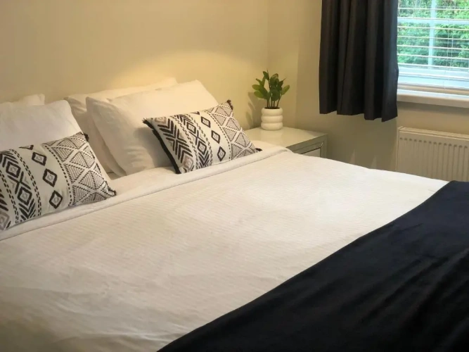 3 Bedrooms Cottage