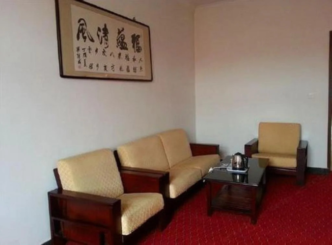 Qing Feng Inn