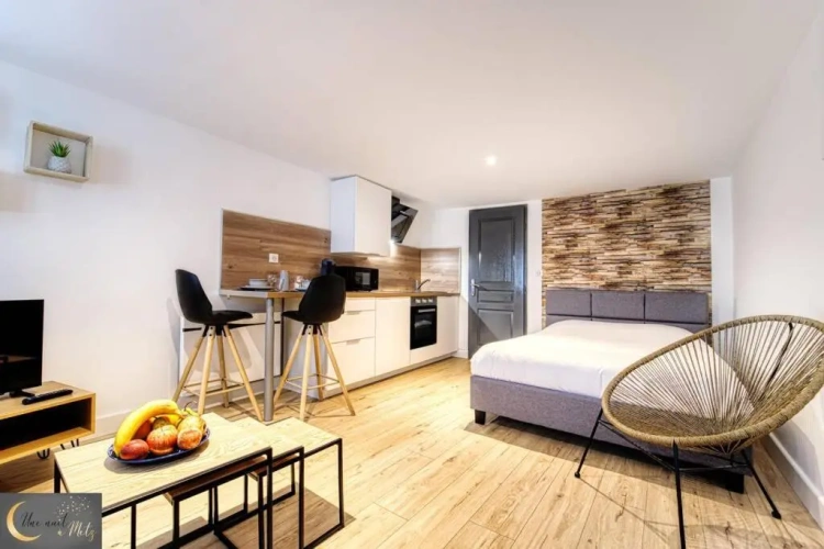 1 Bedroom Double Apartment