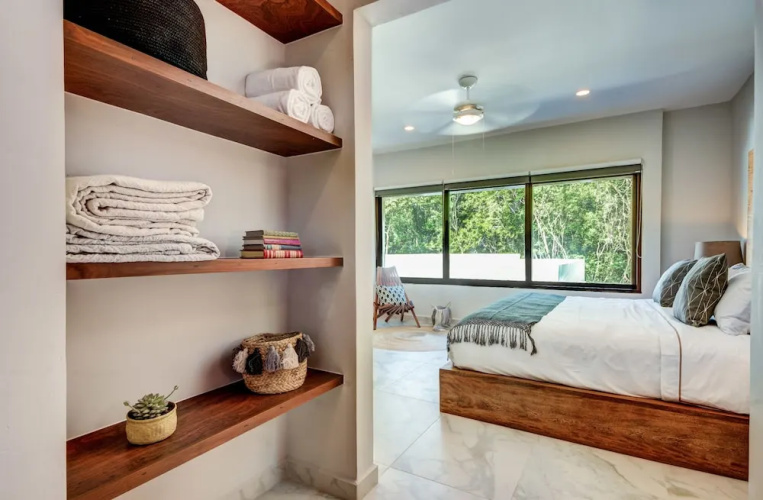 Casa Sieva 4 BDRM luxury villa sleeps 8