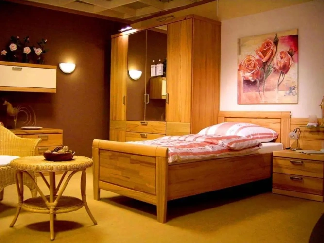2 Bedrooms Single Apartment