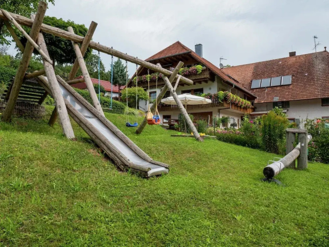 Apartment in Schuttertal With Balcony
