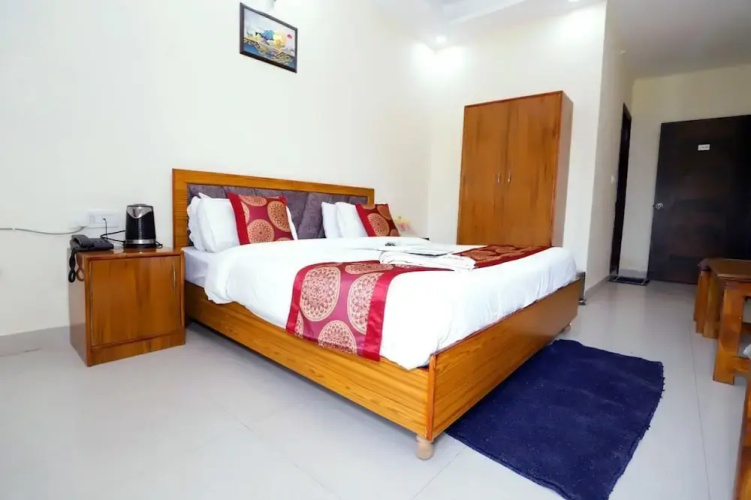 Corporate inn 52