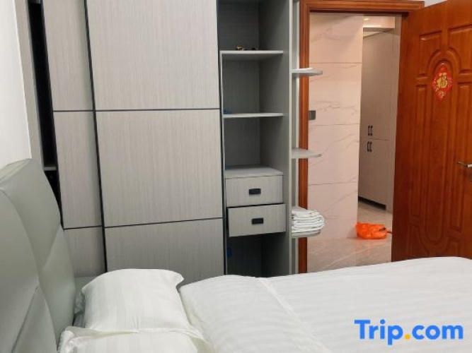 2 Bedrooms Bed in Dorm