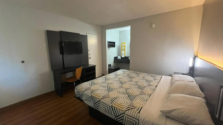 Motel 6 Modesto CA
