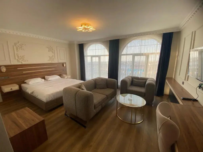 The Skylind Otel