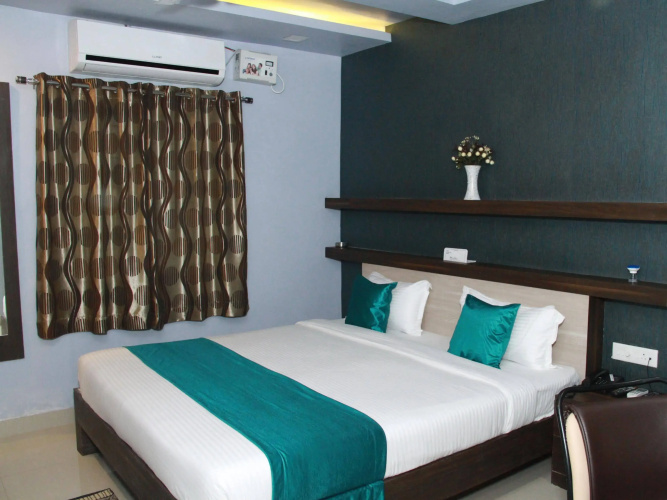 New Raj Residency