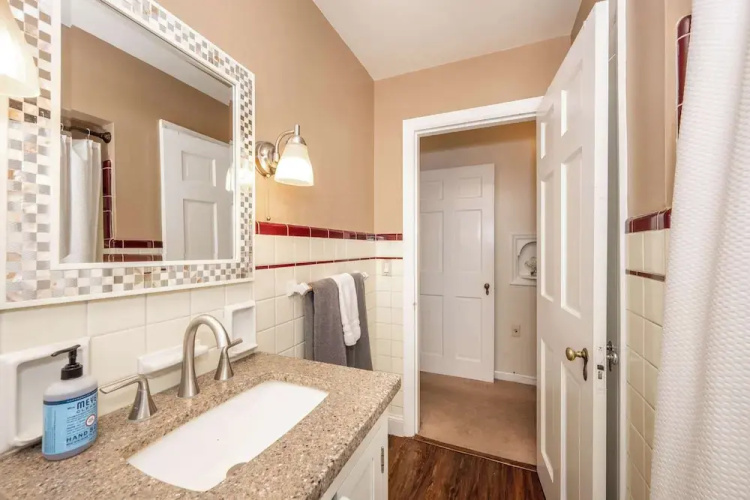 Kenwood Keys Suites for 12!