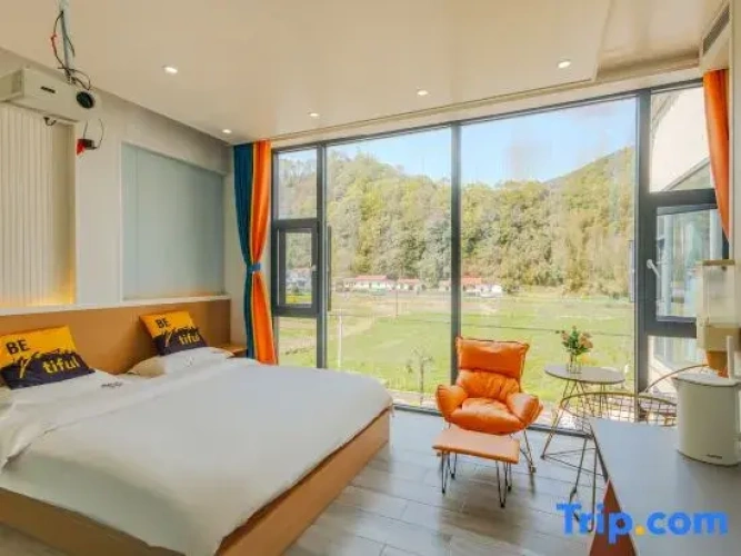 Standard Double room with mountain view