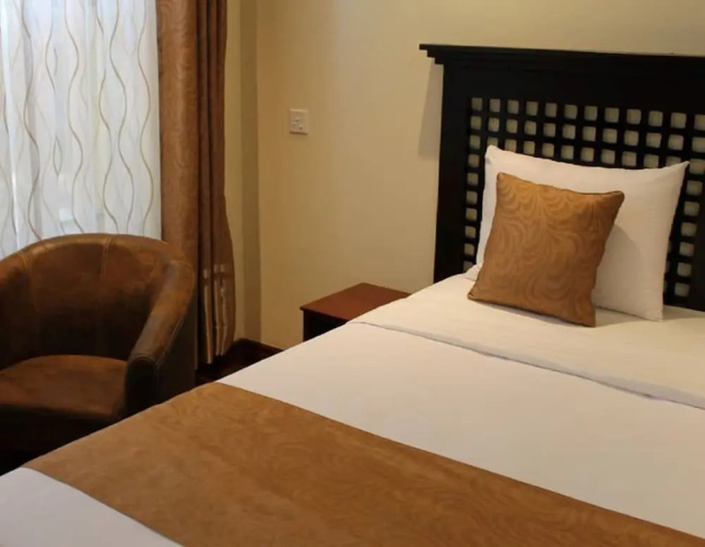 Cranes Suites Hotel