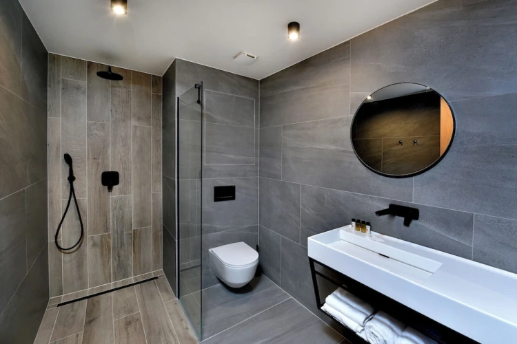 Standard Suite