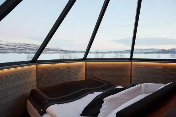 Arctic Land Glass Igloos