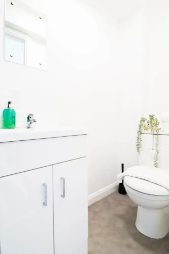 Spacious and Comfortable 2-bed Flat