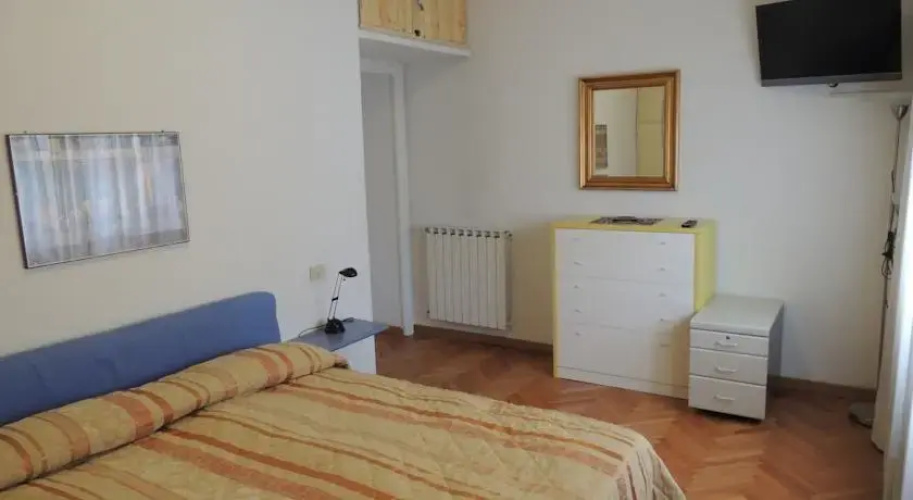 Emerenziana Home