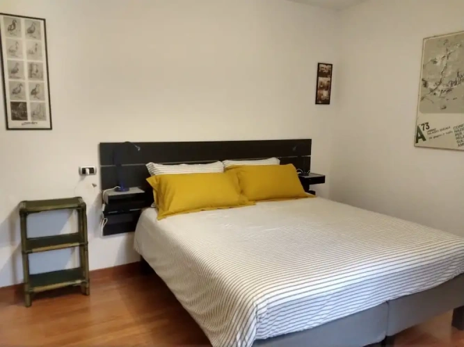 Studio with balcony and with garden view