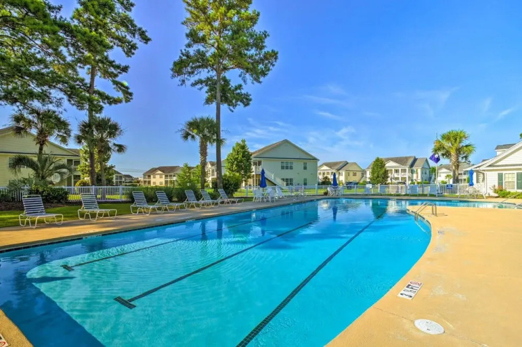 Pool, Patio & Golf Course Views: Myrtle Beach Gem