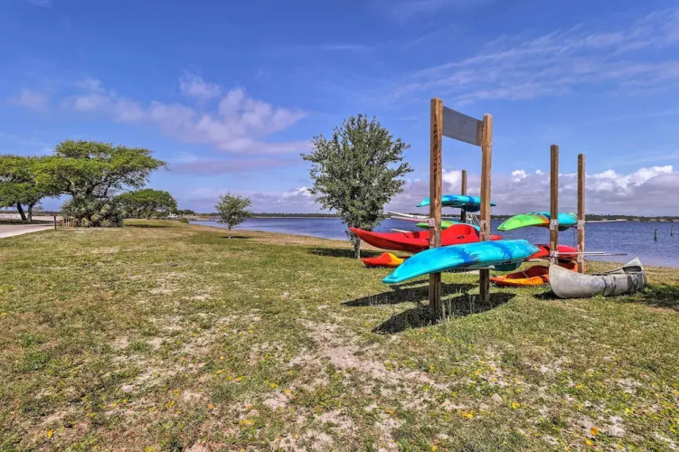 1 Mi to Beach Access: Spacious Orange Beach Duplex