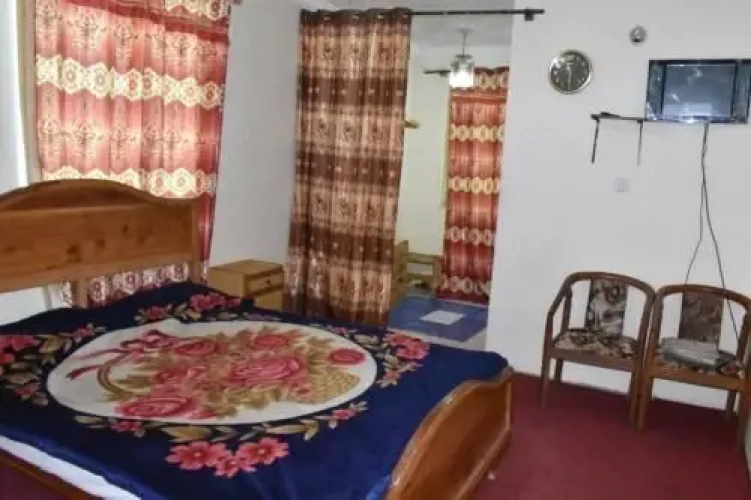 Deans Lodge Hotel & Restaurant