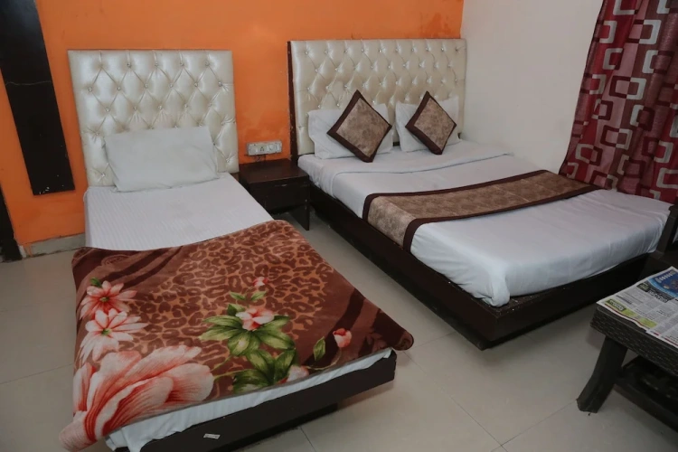 Deluxe Triple room