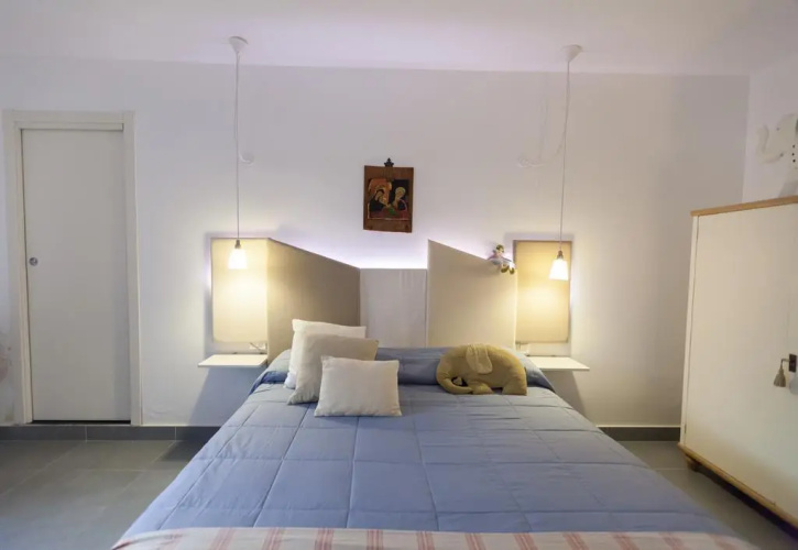 Short Stay Apartment Violet's House