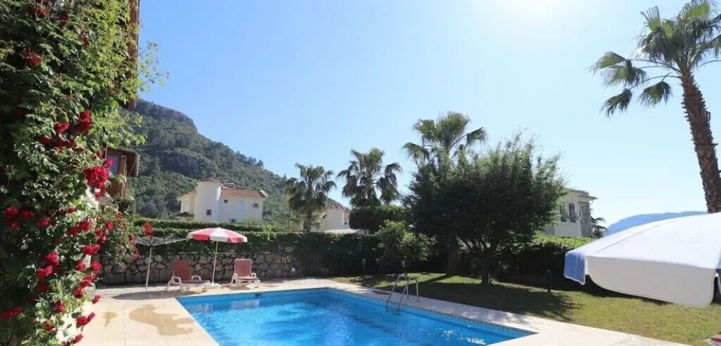 Villa FT04 by JoyLettings