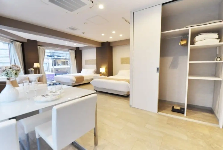 Deluxe Quadruple room