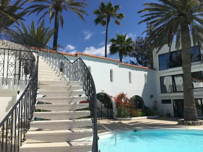 Apartment with sea view