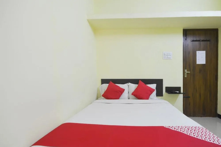 OYO 24331 Rose Park Inn