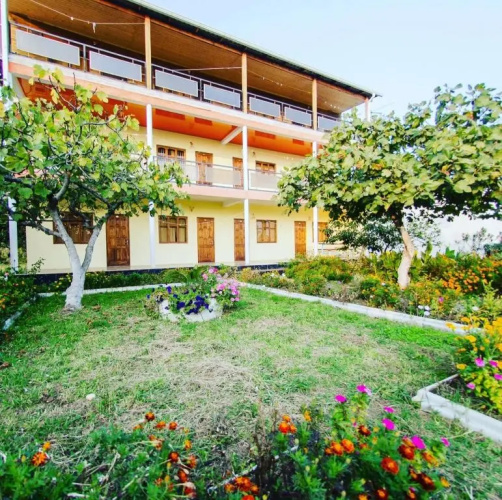 Dom U Morya Guest House