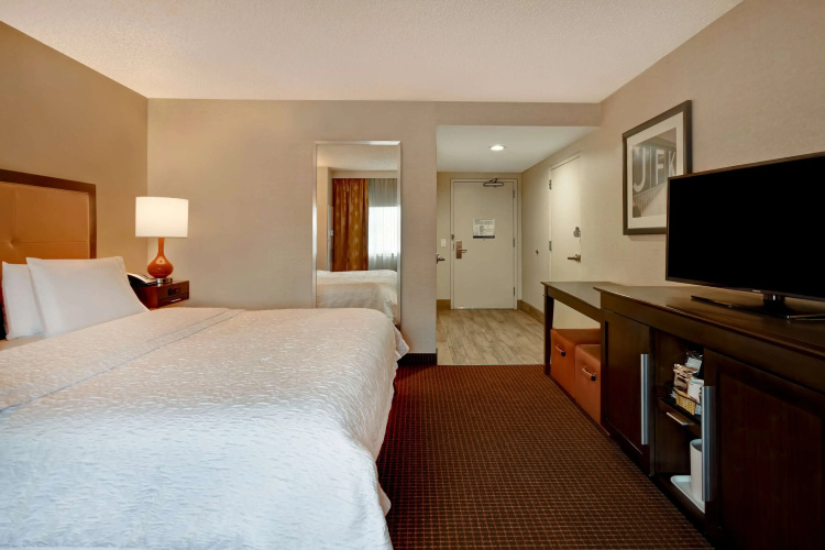 Hampton Inn NY-JFK