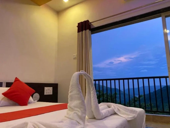 Standard Double room with mountain view