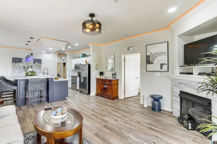 Lake of the Ozarks Retreat w/ Waterfront View!