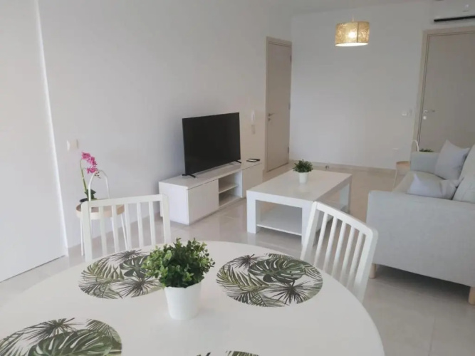 Dinglis Residences 31