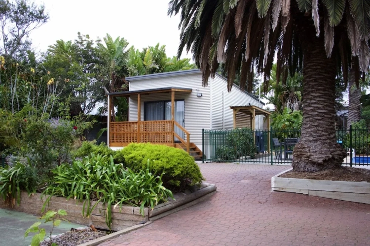 1 Bedroom Villa with balcony