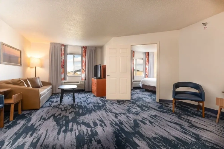 1 Bedroom Suite