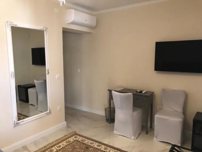 Diklo Beach Rooms